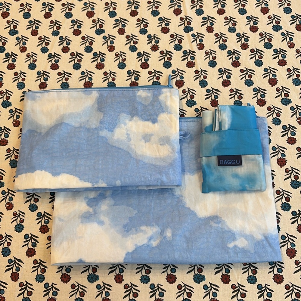 Baggu Cloud Pouches (2) and Baby Baggu EUC